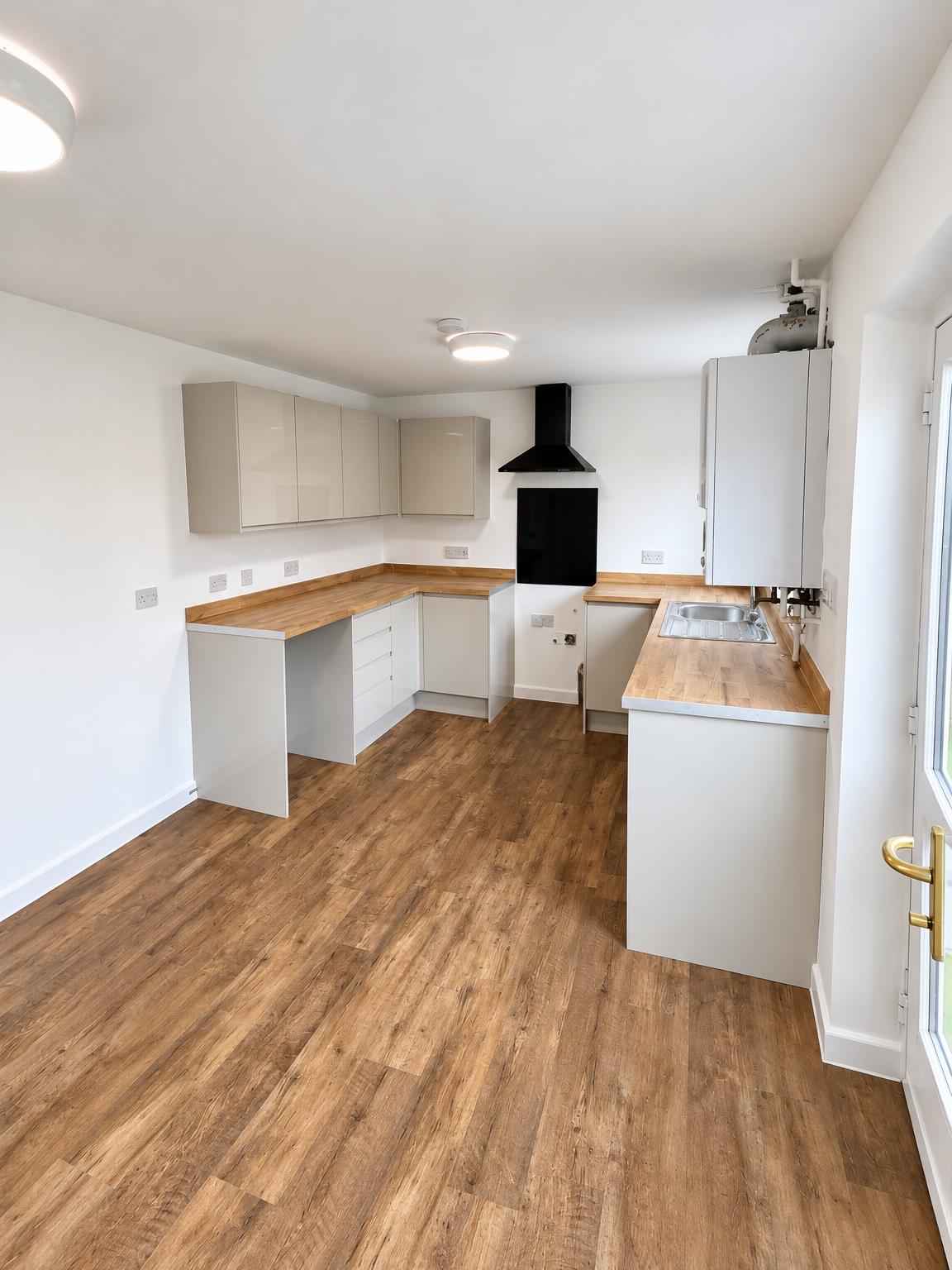 Open-plan kitchen replacement