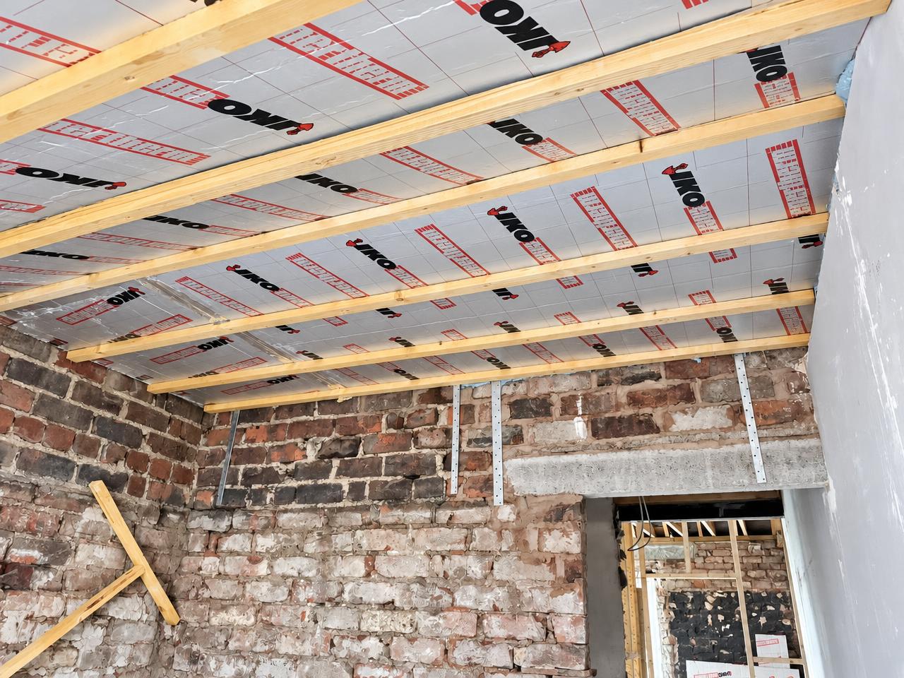 Insulated ceilings